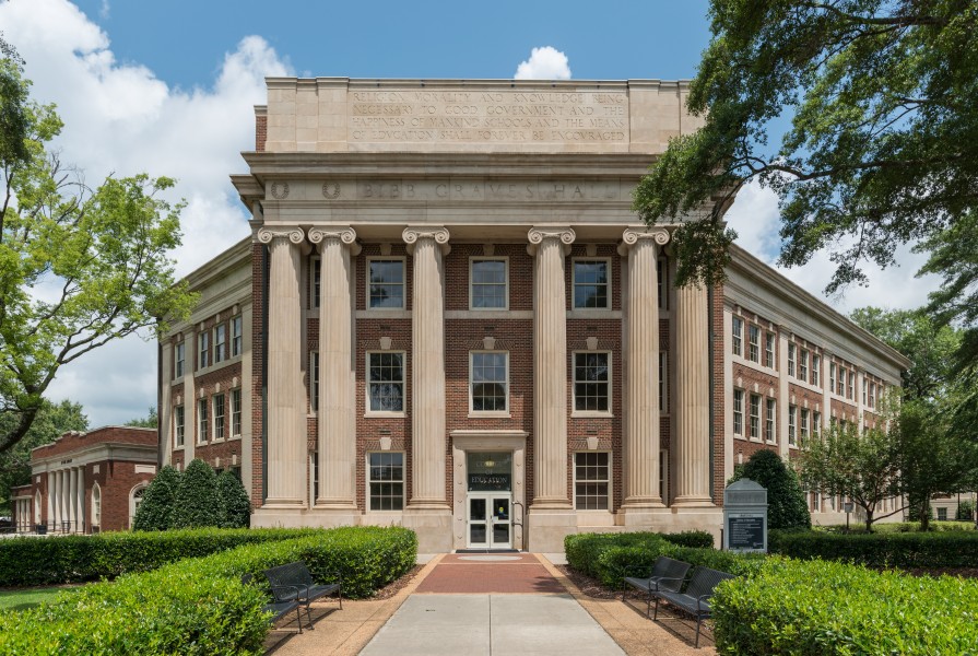 Bibb Graves Hall, UA, Tuscaloosa, Southeast view 20160714 1
