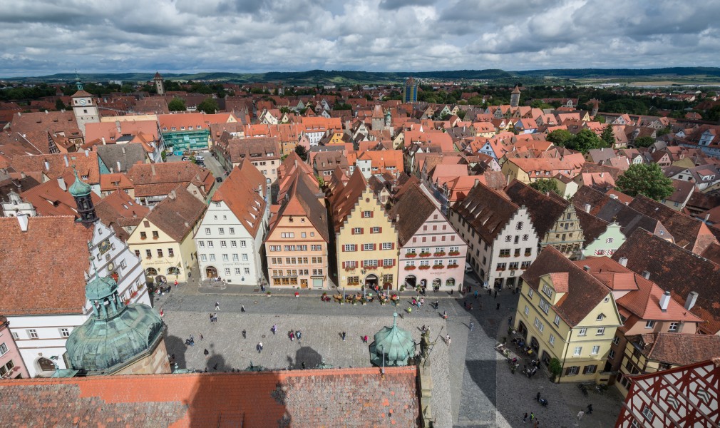 Blick über Rothenburg vom Rathausturm 2014