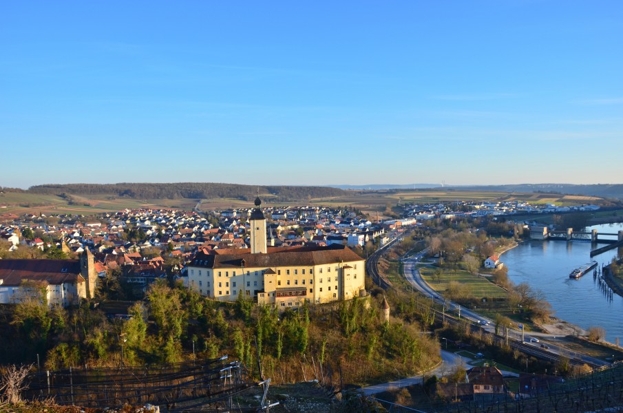 Blick vom Michaelsberg über Gundelsheim