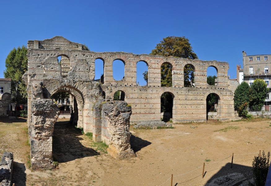 Bordeaux Palais Gallien R01