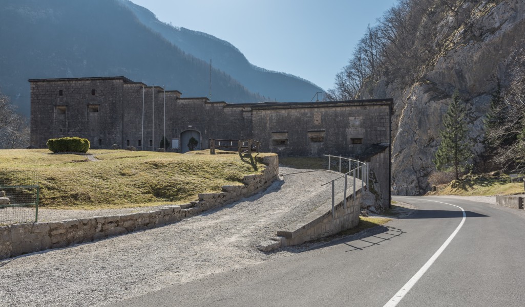 Bovec Flitscher Klause Nord-Seite 10032015 0607