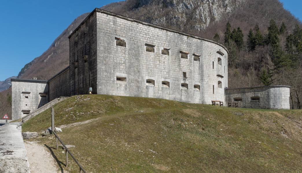 Bovec Flitscher Klause Sued-Seite 10032015 0617