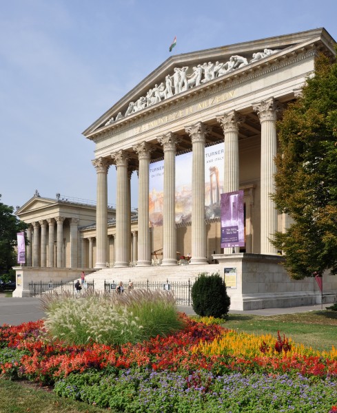 Budapest Fine Arts Museum R01