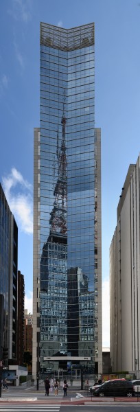 Building in Paulista Avenue 8