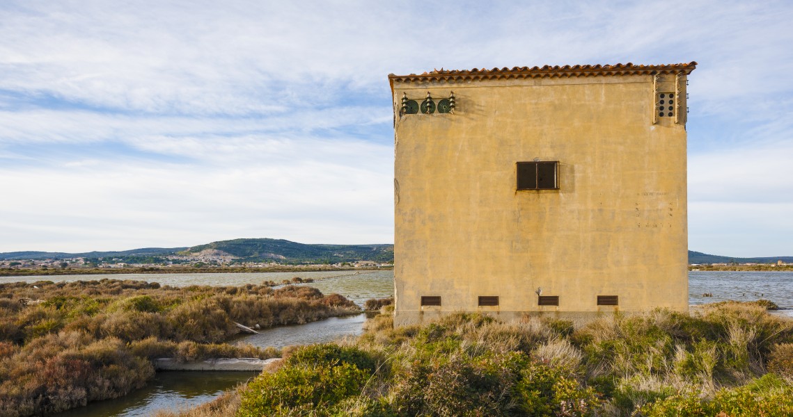 Building of the Salins de Frontignan 22