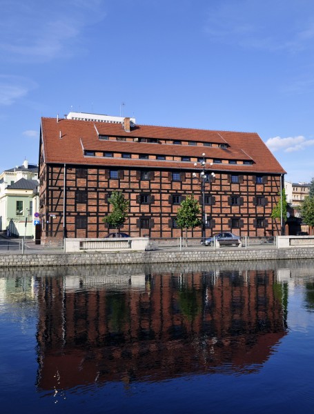 Bydgoszcz, ul. Stary Port 13, by AW