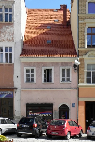 Bystrzyca Kłodzka, Rynek 18, 02