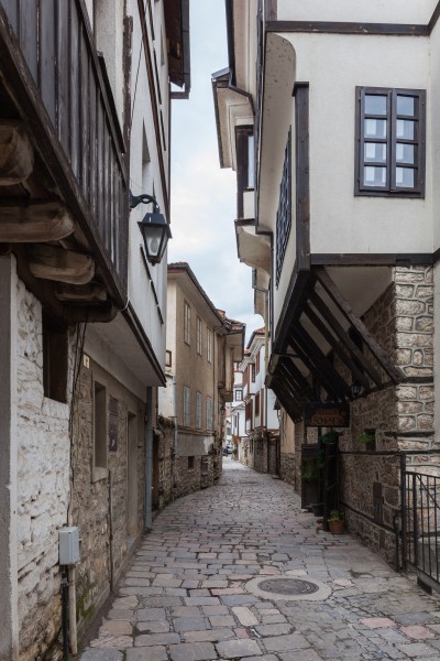 Calle en Ohrid, Macedonia, 2014-04-17, DD 08