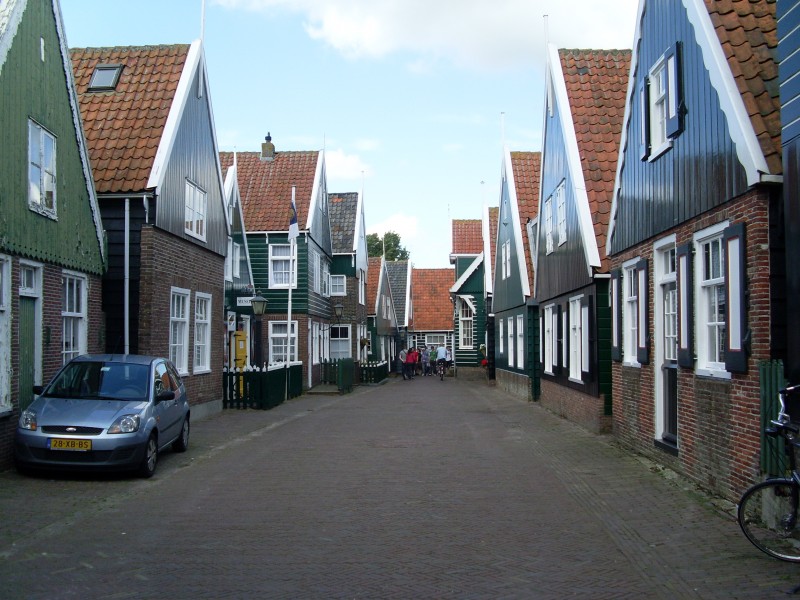 Calle principal Marken