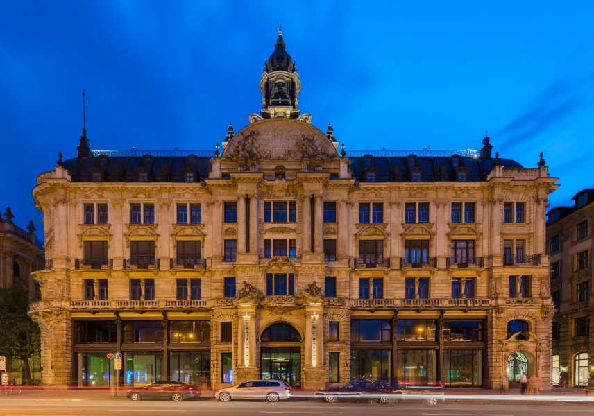 Casa Bernheimer, Plaza Lenbach, Múnich, Alemania, 2017-07-07, DD 15-17 HDR