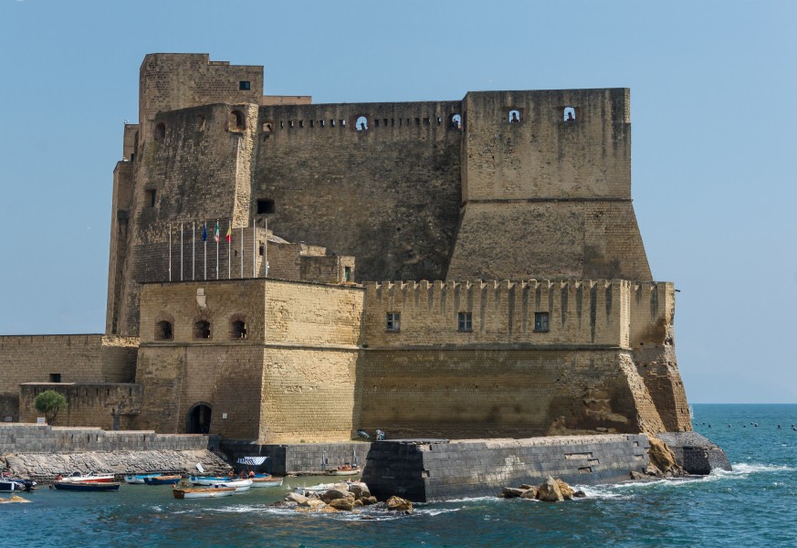 Castel del'Ovo Naples