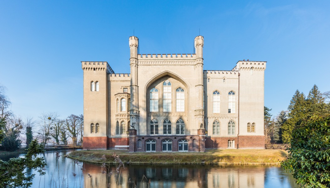 Castillo de Kórnik, Kórnik, Polonia, 2016-12-21, DD 03