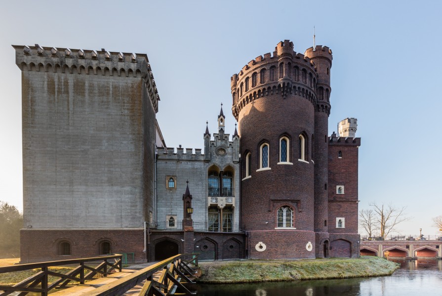 Castillo de Kórnik, Kórnik, Polonia, 2016-12-21, DD 13