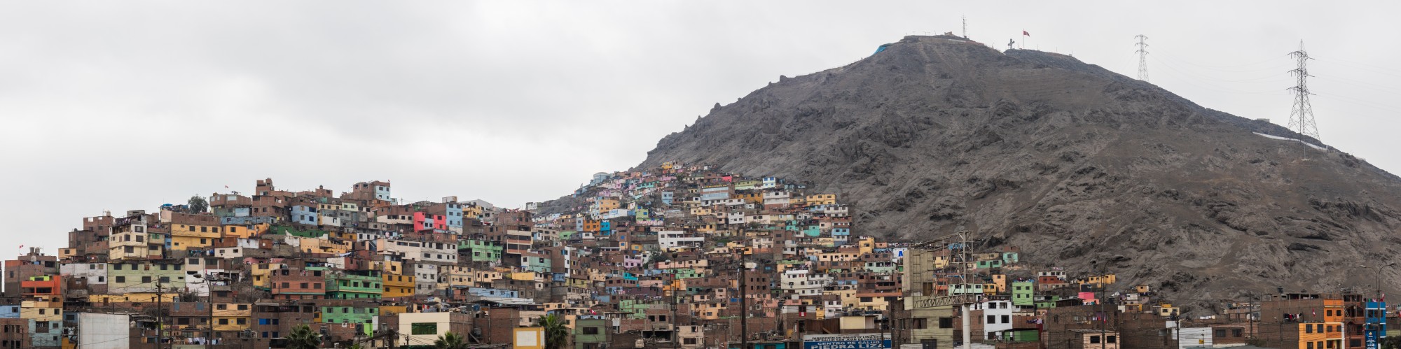 Cerro de San Cristóbal, Lima, Perú, 2015-07-28, DD 114-116 PAN