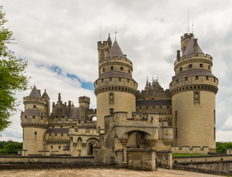 Château de Pierrefonds exterior Oise