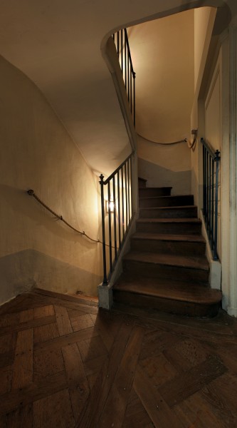 Château de Versailles, petit appartement de la reine, petit escalier blended fused