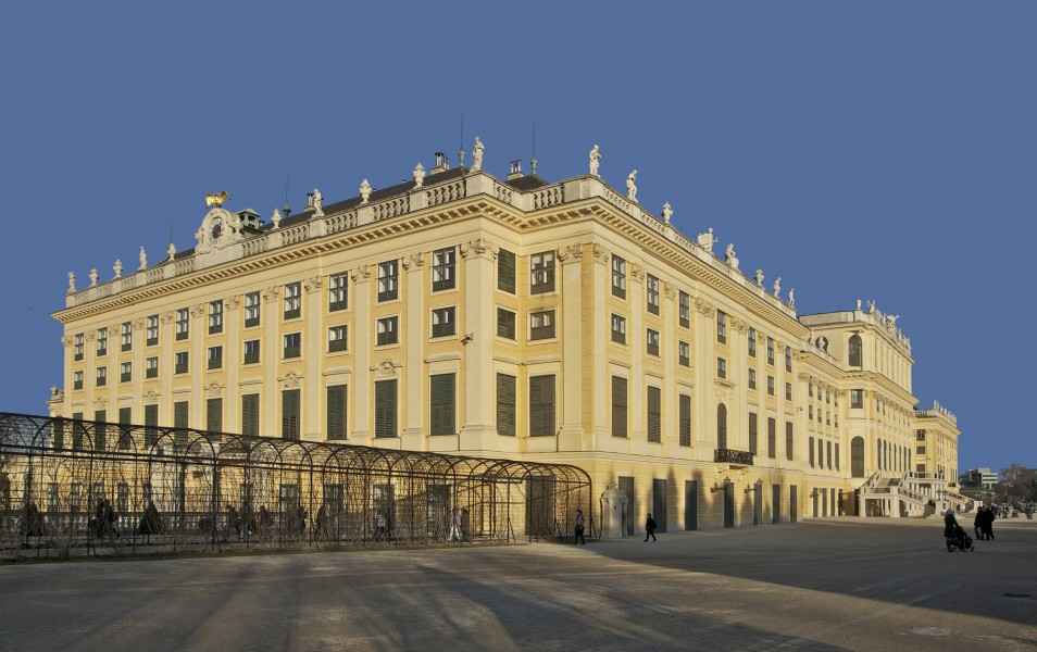 Château Schönbrunn soir ouest