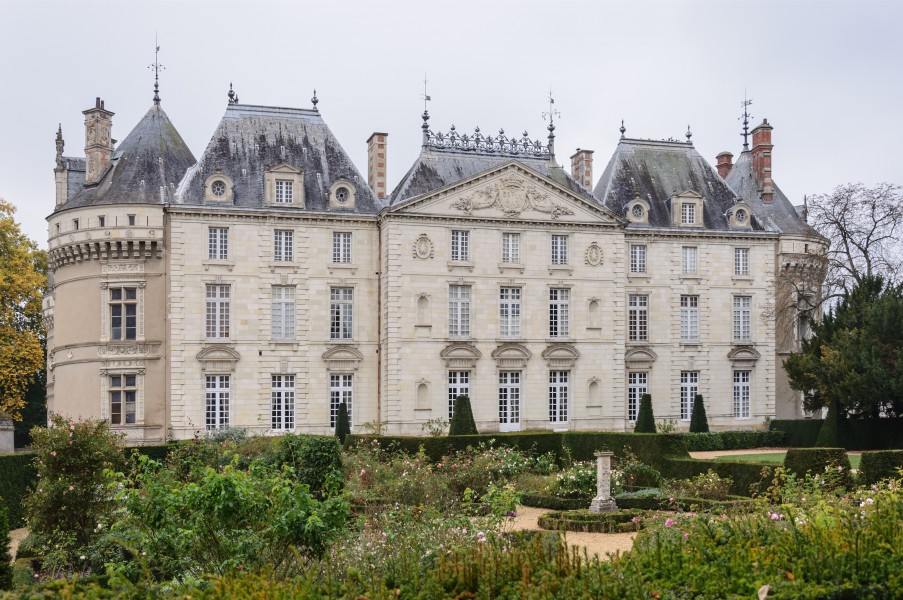 Chateau du Lude facade est