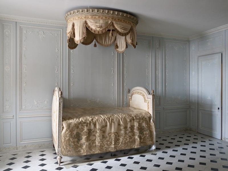 Chateau Versailles petit appartement Reine salle de bains RdC