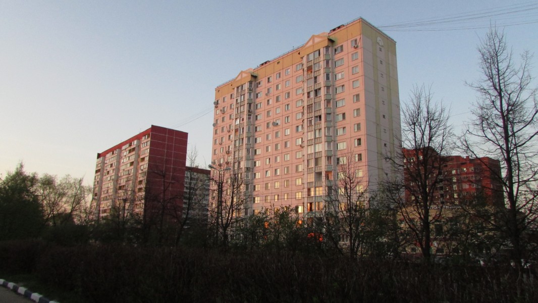 Chehova st. at the sunset. April 2014. - Улица Чехова на закате. Апрель 2014. - panoramio