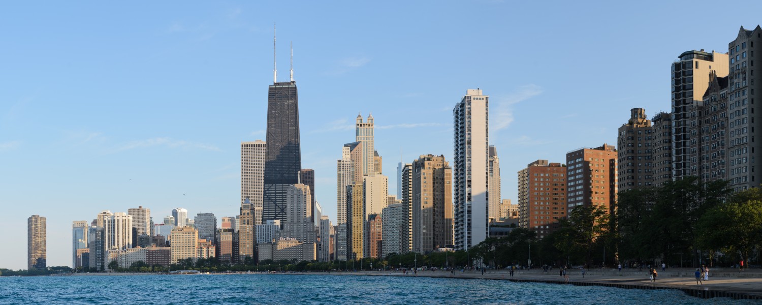 Chicago from North Avenue Beach June 2015 panorama 1
