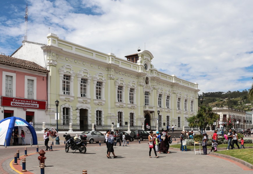 City hall of Otavalo 01