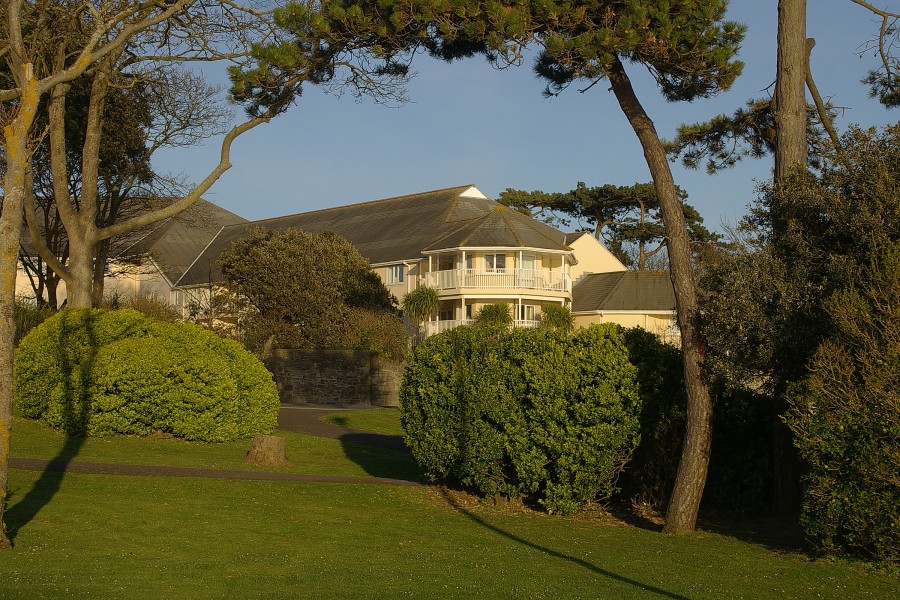 Clevedon MMB 33