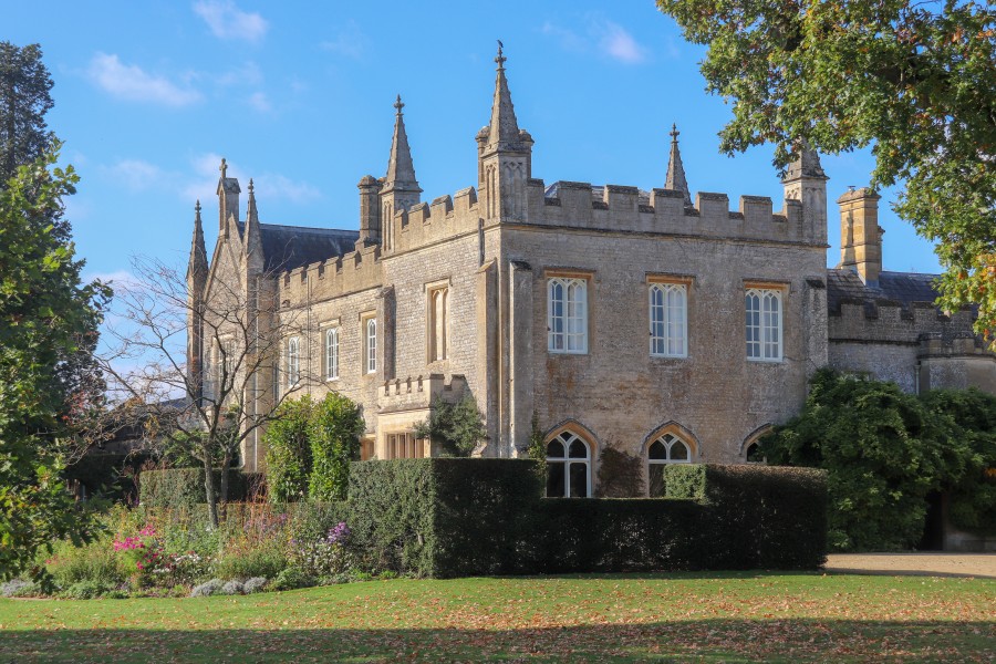 Cotswold Wildlife Park & Gardens Manor House, Burford (1)