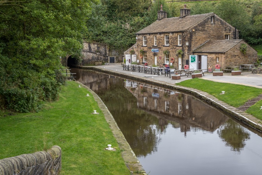 Cottages Standedge at Tunnel Entrance