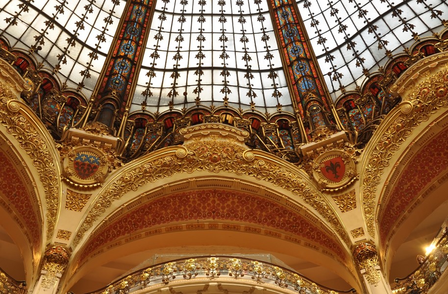 Cupola of Galeries Lafayette Haussmann Paris 001