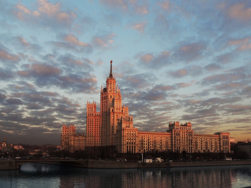 Дом на Швивой горке набережной .