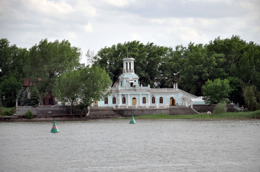 Водно-спортивная база ДИНАМО на левом берегу реки Дон, Ростов-на-Дону