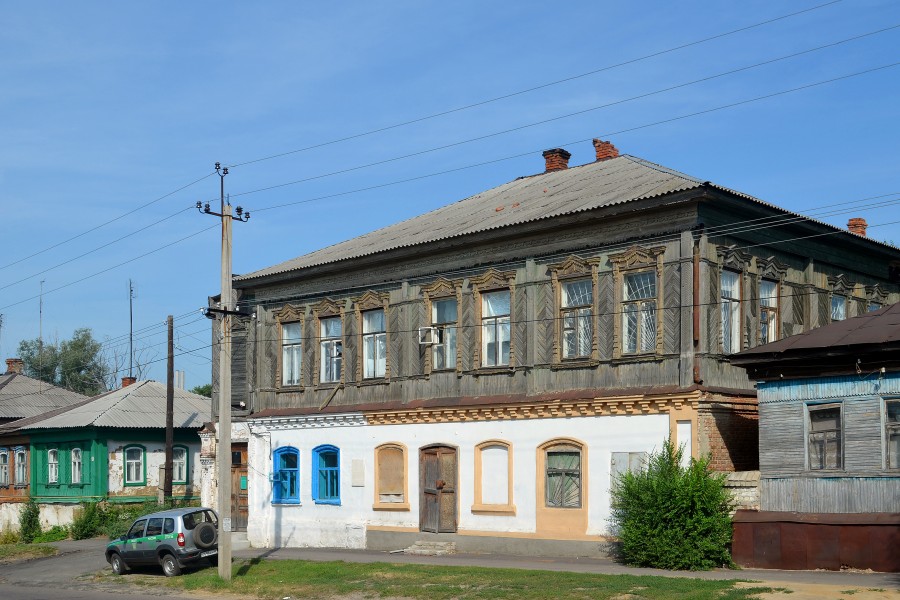 Новохоперск. Дзержинского ул., 13
