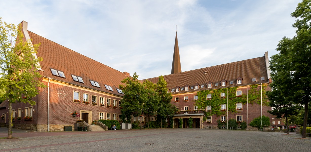 Dülmen, Rathaus -- 2013 -- 0737