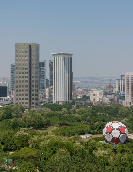 Dalian China Labor-Park-01