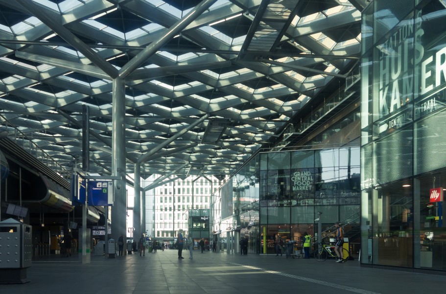 Den Haag, centrale hal van Station Centraal foto3 2017-09-24 09.18