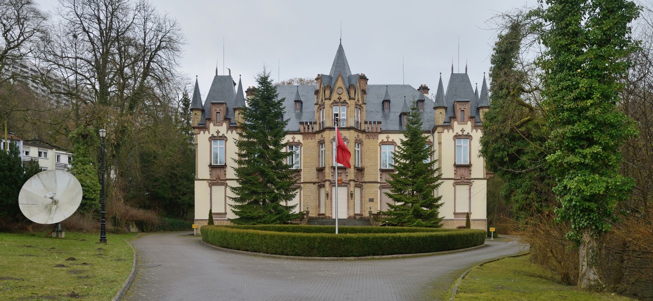 Dommeldange château large