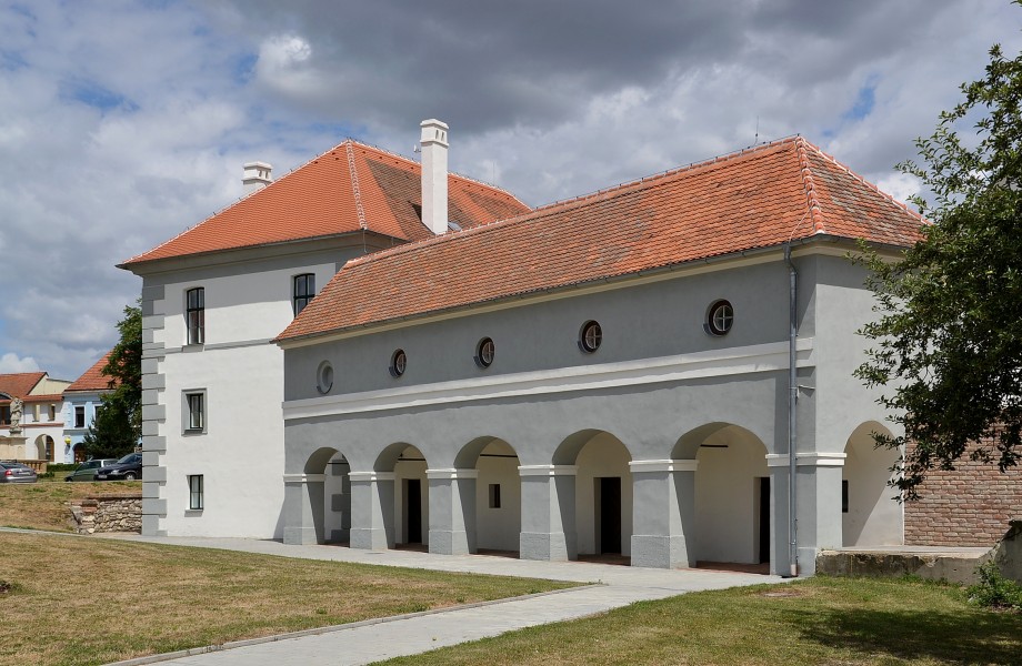 Drnholec (Dürnholz) - bývalá radnice