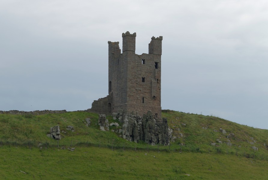 Dunstan Steads MMB 09 Dunstanburgh Castle