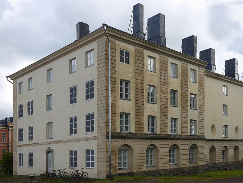 East wing (Noah's Ark)