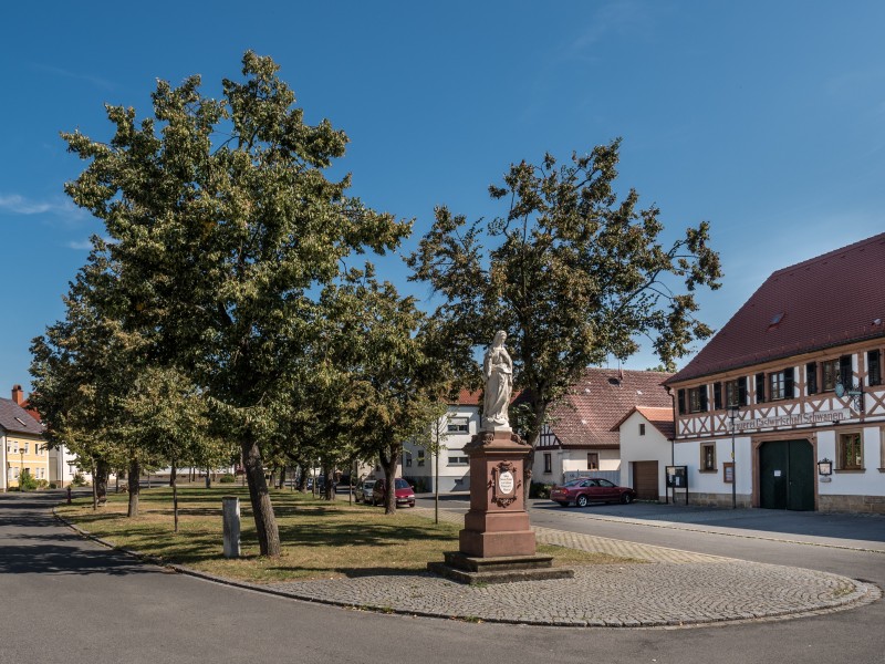 Ebing-Marktplatz-9070463