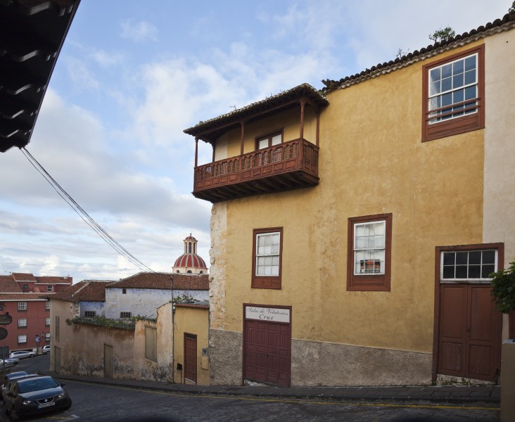 Edificio en calle Colegio, 2, La Orotava, Tenerife, España, 2012-12-13, DD 01