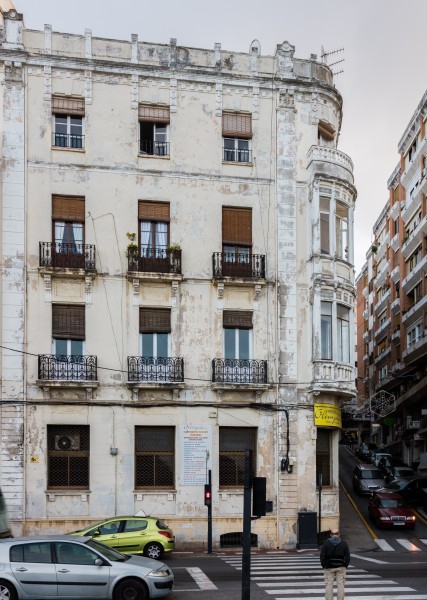 Edificio en el Paseo de la Marina Española 18, Ceuta, España, 2015-12-10, DD 49