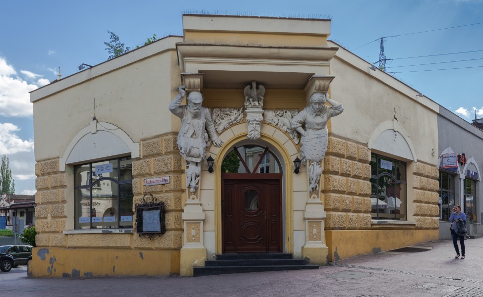 Edificio en la calle Bohaterów Monte Cassino 14-16, Sopot, Polonia, 2013-05-22, DD 01