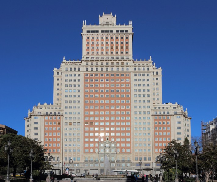 Edificio España (Madrid) 2014-02-10 perspective corrected