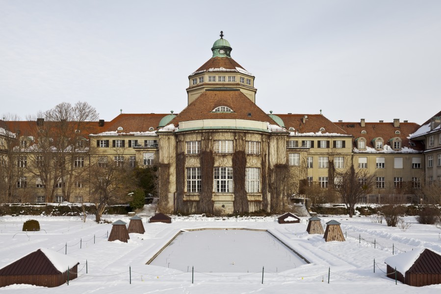 Edificio principal del Jardín Botánico de Múnich, Alemania, 2013-01-27, DD 02