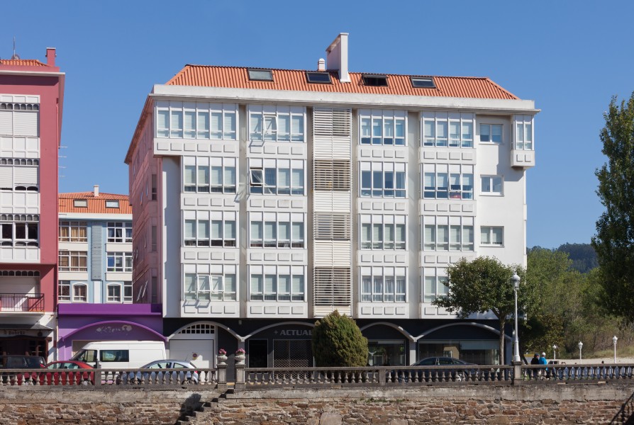 Edificio residencial en Cedeira. C35