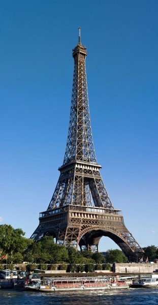 Eiffel Tower from north Avenue de New York, Aug 2010