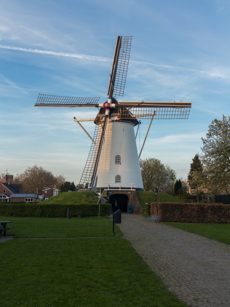 Elden, molen de Hoop RM8387 foto5 2015-04-20 20.11