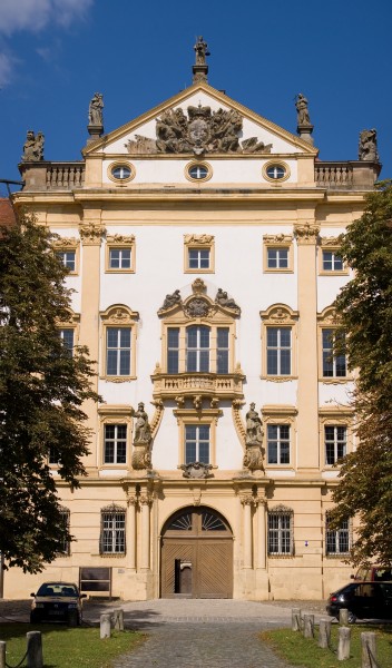 Ellingen Schloss Fronteingang SK 0001